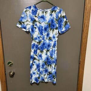 Chic Blue Floral Mini Dress